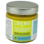 Crème de pistache avec des éclats de pistaches